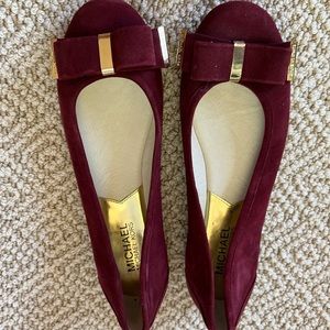Michael Kors. Burgundy velvet flats. size 6.5